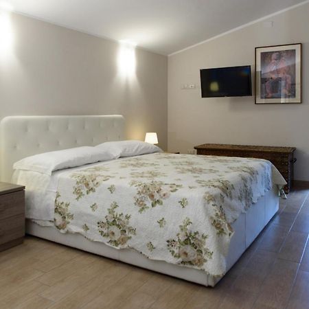 Flora Hotel Todi Exterior photo